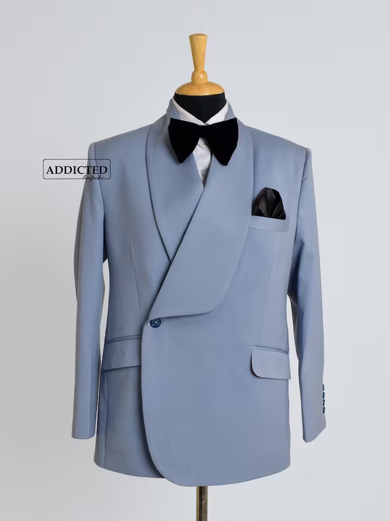 BespokeAddicted's tweet image. Men's Blazer Outfits Gray Designer Wide shawl Lapels 
etsy.com/listing/152242…
#bespoke #menswear #menstyle #blazer #mensblazer #blazers #designerblazer #westernstyle #weddingwear