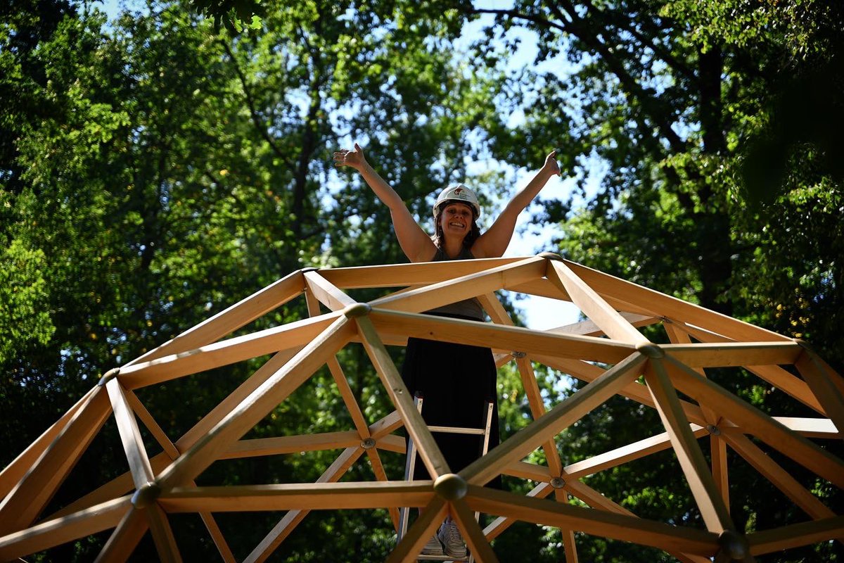 Aufbau in Litschau zum Gesundheitstag im Rahmen unserer #CareTour. Heute geht es um pflegende Angehörige: „Gesundheit durch Gemeinschaft“ – Projekt care4caregivers - Gemeinsam mit <a href="/OIS_Center/">LBG OIS Center</a> der Ludwig Boltzmann Gesellschaft + dem Fonds Gesundes Österreich <a href="/goeg_at/">Gesundheit Österreich</a> <a href="/zapata33com/">Gerhard Schuster</a>