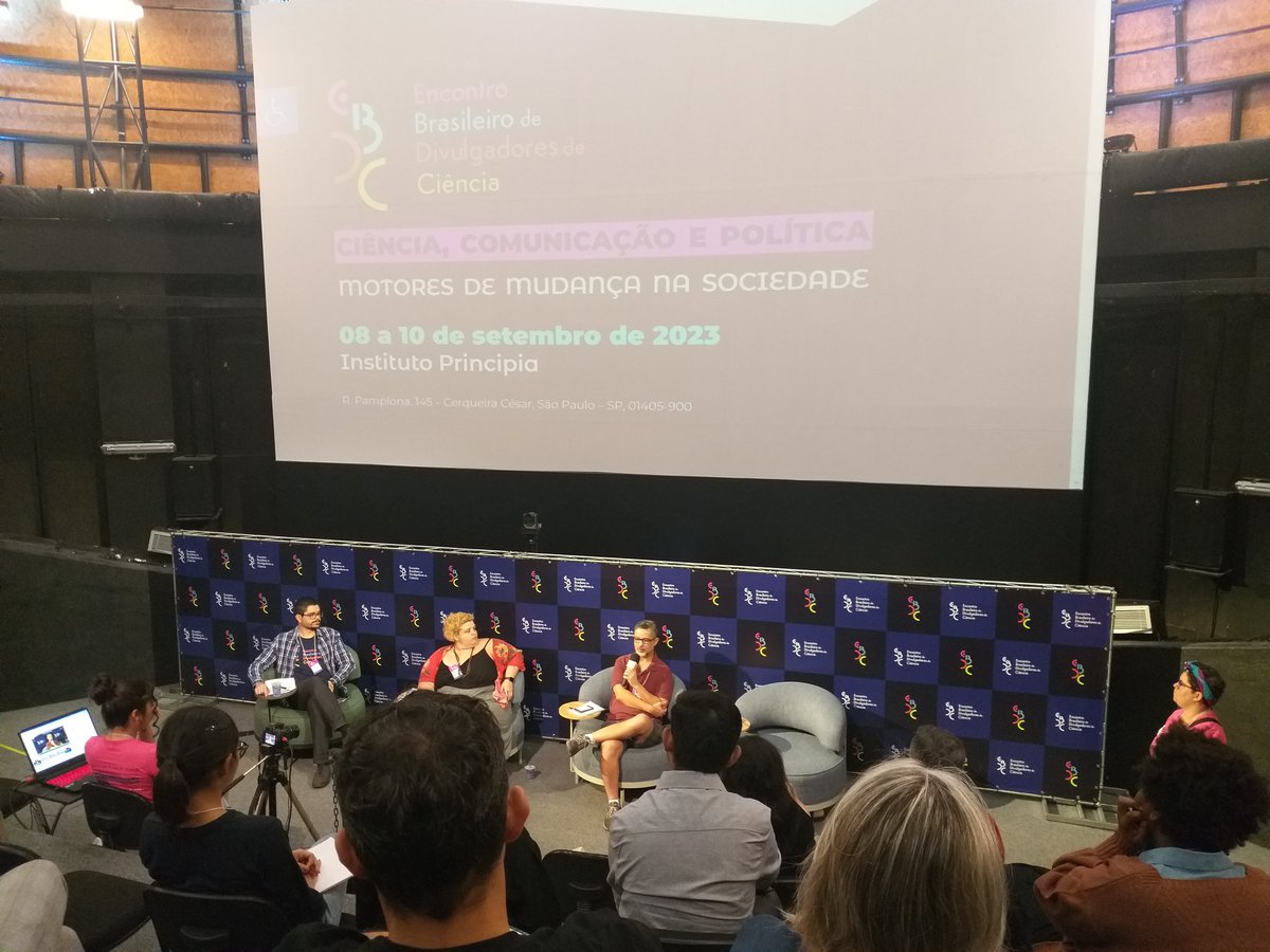 nataliflores's tweet image. Mesa sobre emergência climática no Encontro Brasileiro de Divulgadores de Ciência #EBDC