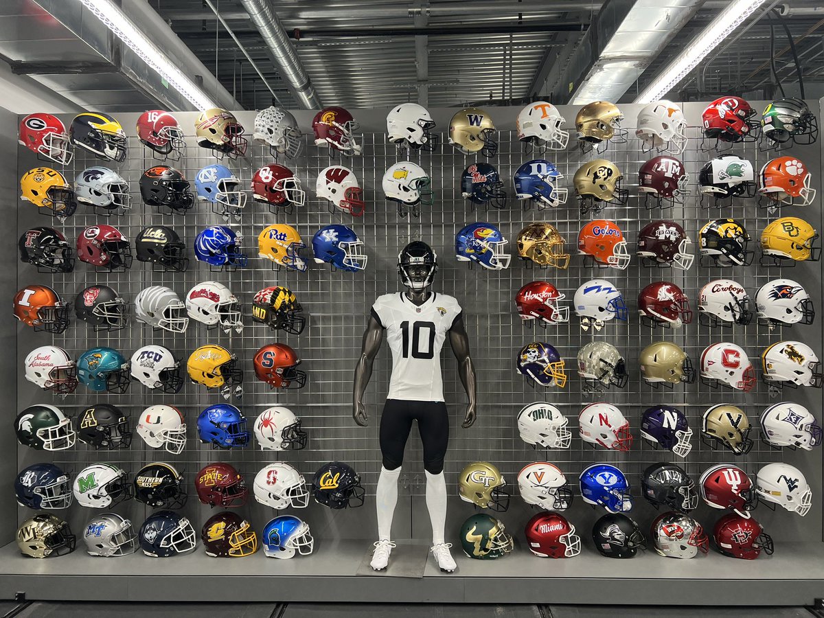 JagsEquip's tweet photo. White/Black/White for the game tomorrow vs @Colts and week 2 AP top 25. Sorry, still no @GreenWaveFB helmet. https://t.co/6ViJMPyT7C