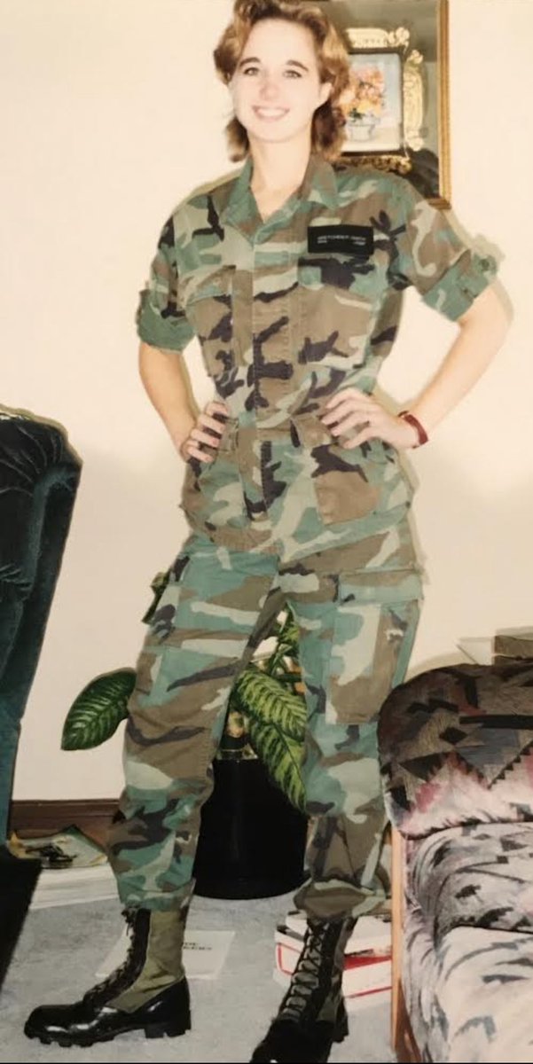 codeofvets's tweet photo. Worst hair cut ever. Veterans post your pics😂 https://t.co/CGHibXClfP
