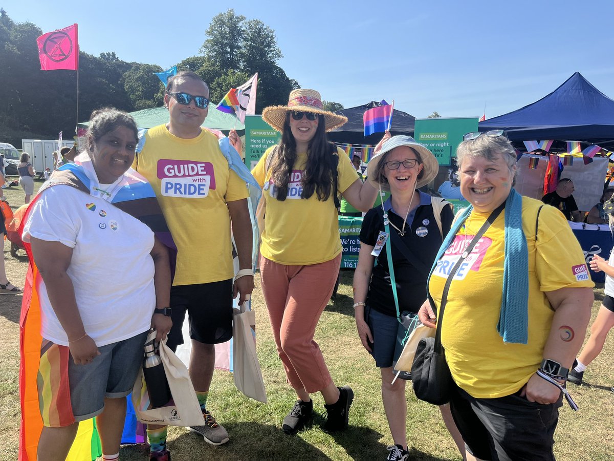 Great to meet Surrey West County Diversity and Inclusion group @PrideInSurrey #guidewithpride