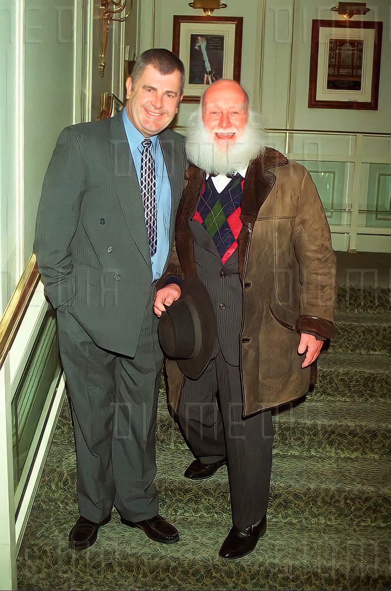 BeingBoycie's tweet photo. Old pals.God bless them. https://t.co/s54VO8HQqu