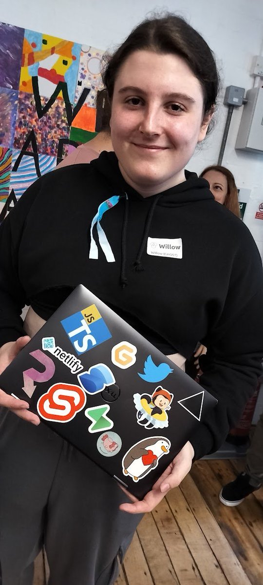 praveenscience's tweet photo. Meet Willow @OnlySpaceGhost, an amazing Web Dev working on #Svelte! She’s got some super cool swags to show off! 💪🏻
#HelloWorld #Makers #Developers #Uncodebar #JavaScript #London #WebDev https://t.co/5D6xv1iLlT