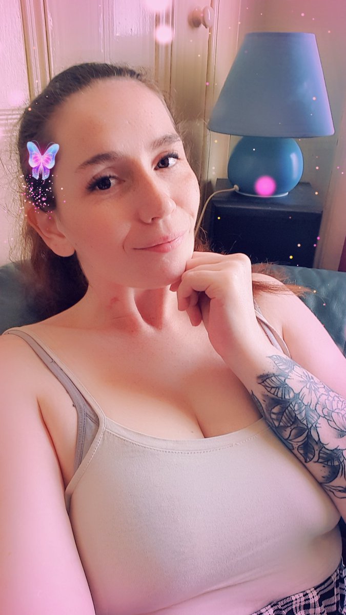 smet1991's tweet photo. Feeling cute 🥰🥰 https://t.co/6o5lgy1ikQ