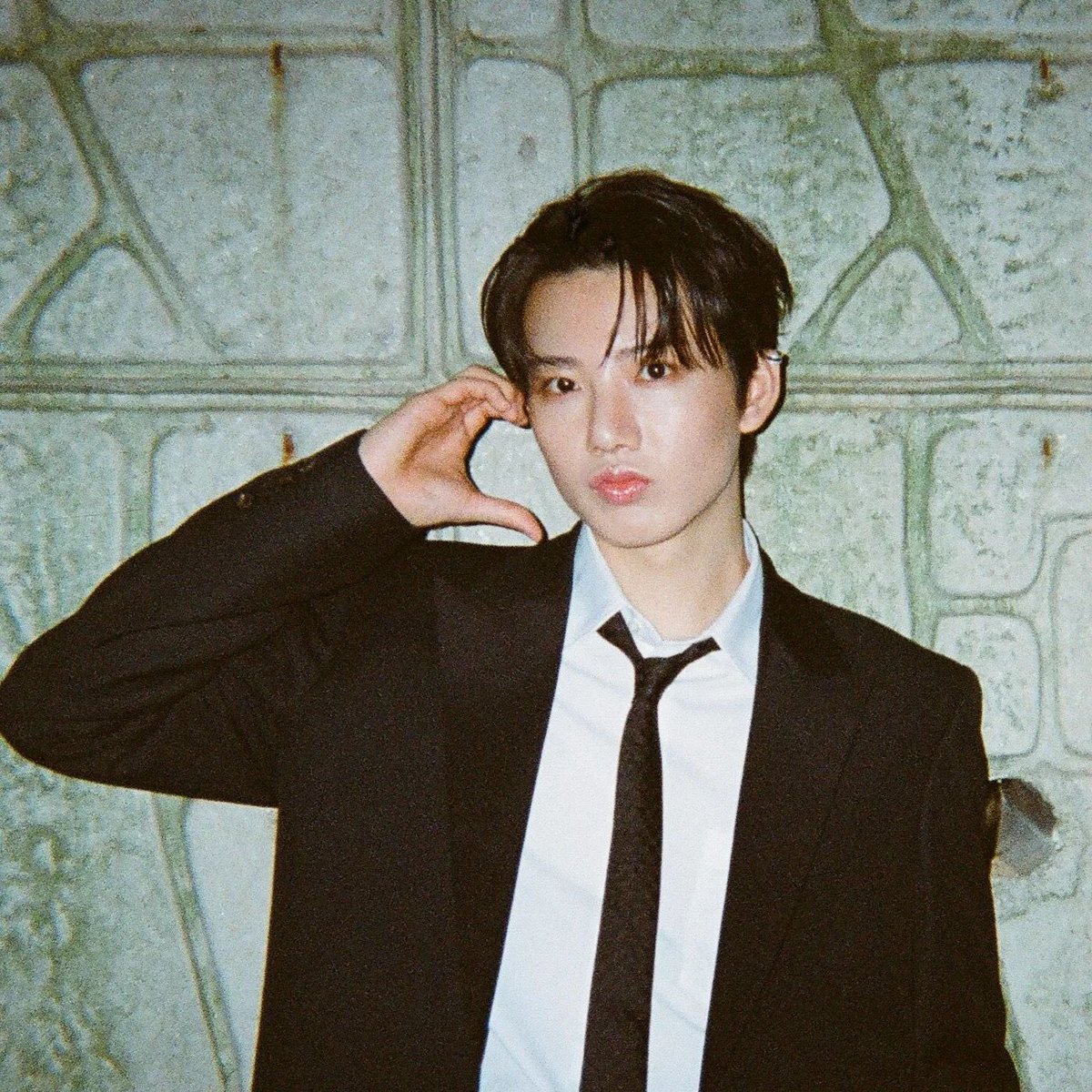 fb_ygtreasureth's tweet image. 📆 230909 [แปลไทย] *:･ﾟ✧*:･ﾟเธรดรวมคำอวยพรของเมมเบอร์ถึงน้อง #JUNKYU ในวันเกิด ปี 2023 *:･ﾟ✧*:･ﾟ

ROYAL JUNKYU BIRTH
#GeniusHitmakerJunkyuDay
#붐바라비_밤밤_짱규생일을_던진다
#ジュンギュはオラたちの最高アイドルだゾ
#준규 #TREASURE #트레저
@treasuremembers