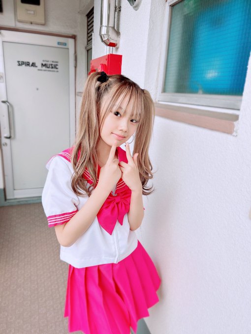 Twitterのコスプレ画像10