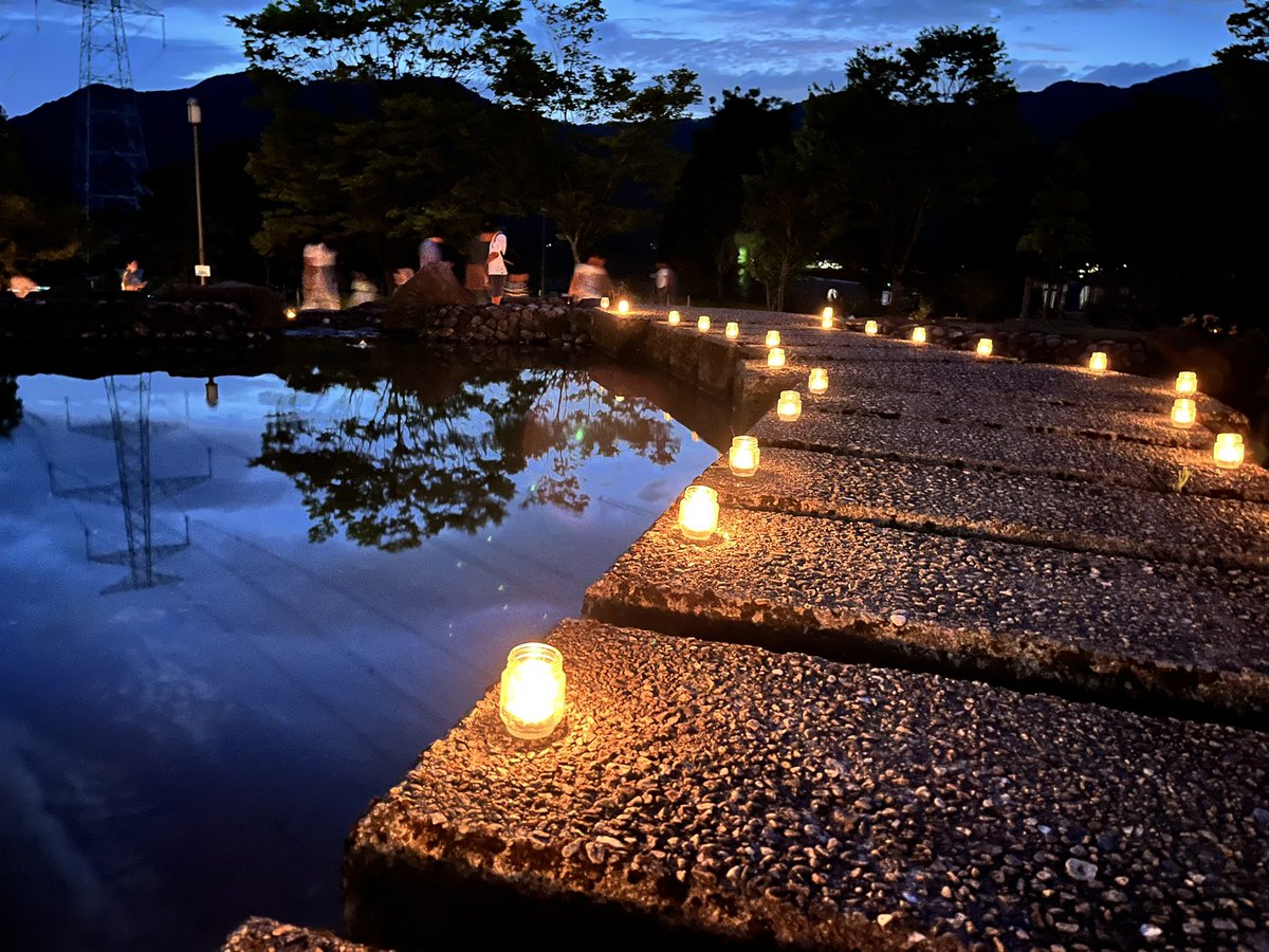 7KillerQueen9's tweet photo. 今日はキャンドルナイトへ🕯🌙*ﾟ
思った以上にキレイだった🥰
キャンドル作りもしてきたよ🤍🫧

帰りにゲーセンでアーニャ200円でとれたの嬉しい🥜💕
シャリタツのぬいぐるみもあったけど
取れんかった😢🍣

(最近ポケモン関係ない投稿ばっかりでごめんなさい🥹) https://t.co/kmiaIimpuH