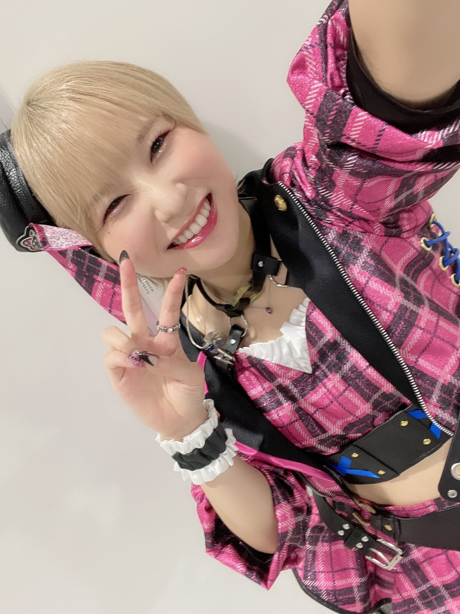 富田美憂直筆サイン入りANIMELLO SUMMER LIVE Tシャツ 富田美憂 على X: 