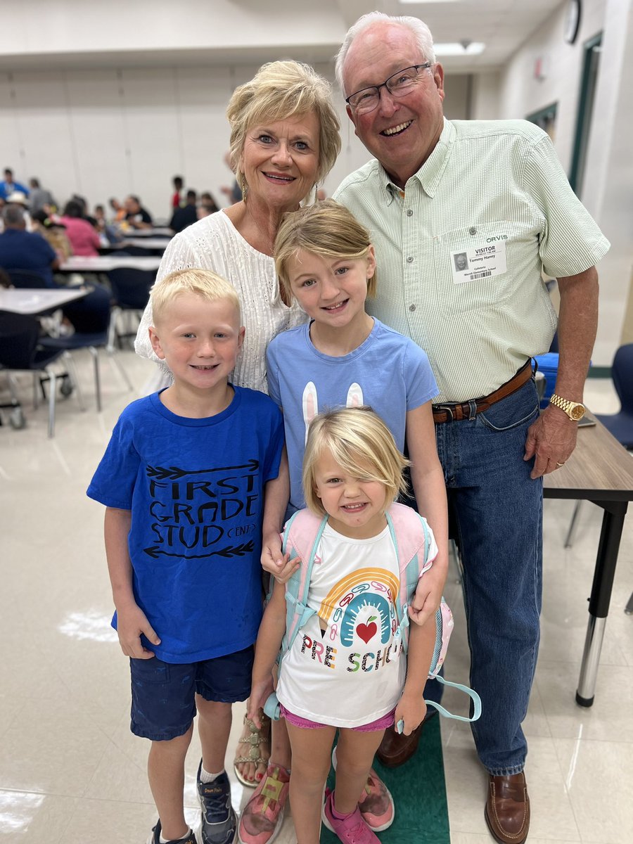 NISDWernli's tweet photo. Celebrated our GRANDS! Happy Grandparentβs Day ππΎ @lorimshaw @mrsfeldt5 #wellbethereforyou #RootEdWernli https://t.co/vB3arrANHy