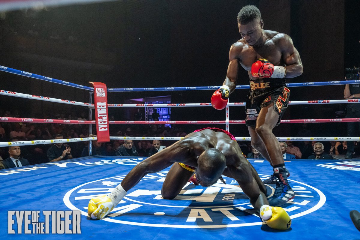 EstephanCamille's tweet photo. Officiellement le boogeyman! At super middleweight you can RUN but you can't HIDE! @MbilliChristian ⚜️ https://t.co/UckUmhwXE4