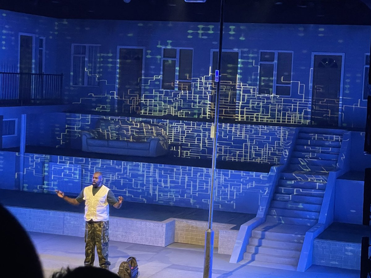 derby_can's tweet photo. Multimedia was a huge part of @RUKADIAH ‘s inspiration for #4walls
Big thanks to our sessions AV designers @grant_t_archer and #DominicMurray for making it come alive.
Want to know how? You have 1 more chance to catch the show @DerbyTheatre at 7pm tonight! https://t.co/gwVC4w8x11