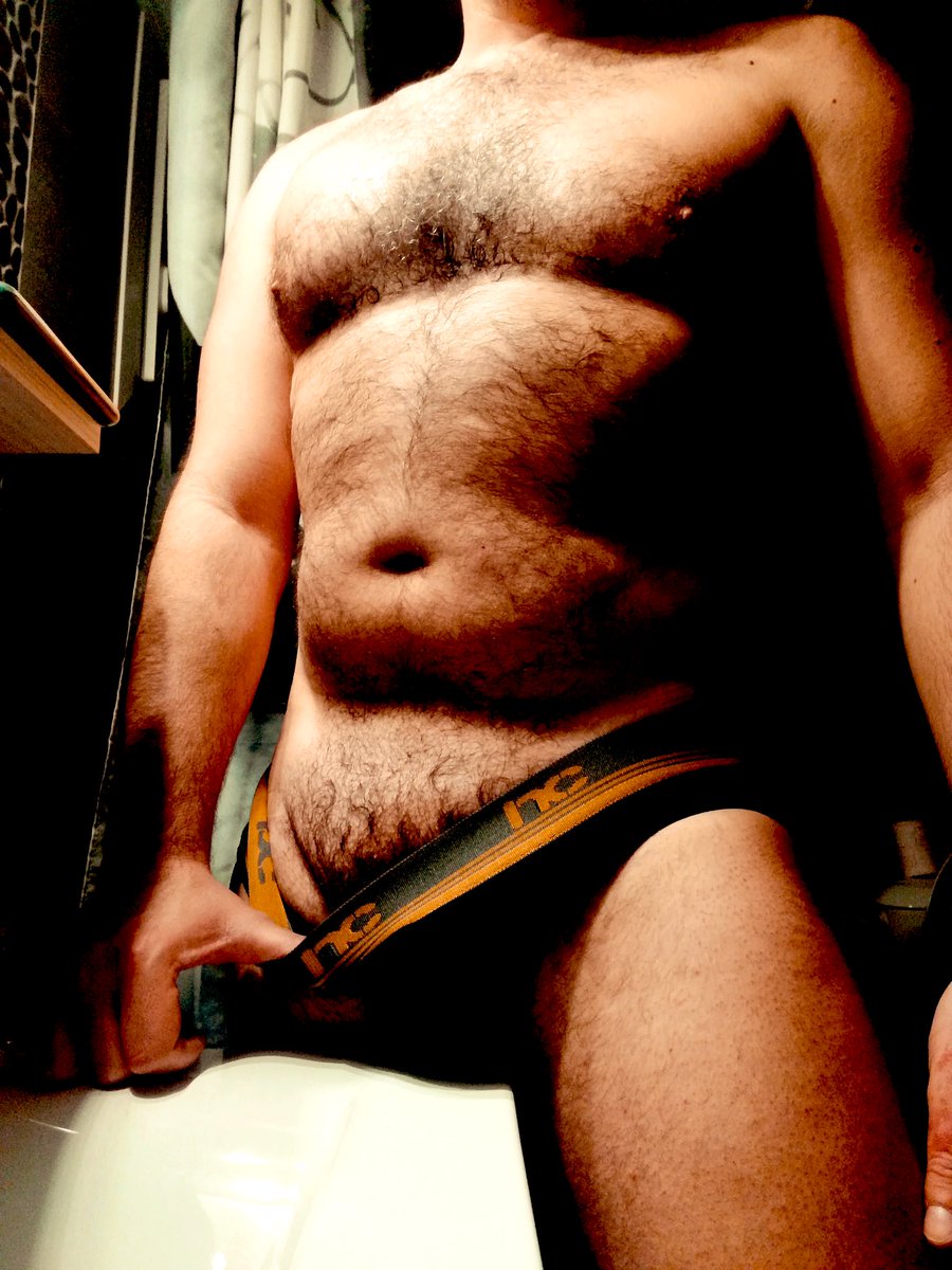 Good morning 🔥🥵
#greekboy #greekman #bearman #scruffy #hairygreekman