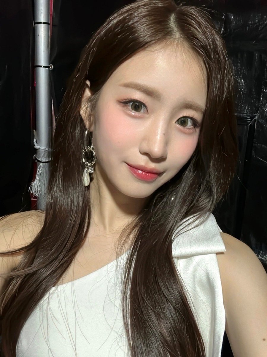 WOOAH_HM's tweet photo. [#우연]
와우🤍 오늘 INK 콘서트에서 제가 mc를 맡게 되었는데 너무 떨렸지만 즐거웠고 짜릿함을 느꼈답니다🦋 와우에게 자랑스러운 우연이가 되었다면 너무너무 기쁘네요🙆‍♀️ 또 인천문학경기장에서 저희의 무대들 보여드릴 수 있어서 너무 행복했어요🩷

#wooah #우아 #WOOYEON https://t.co/bmdfXbvWkS