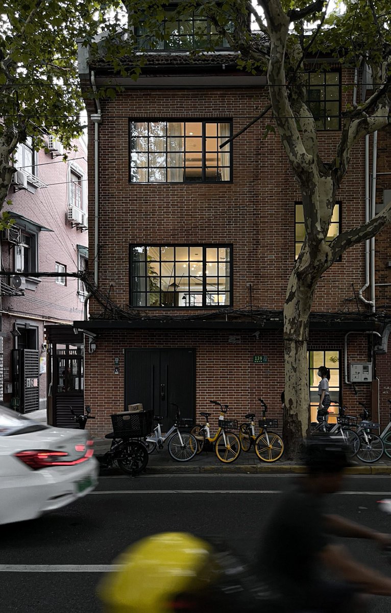 LOOP Design Awards tweet media