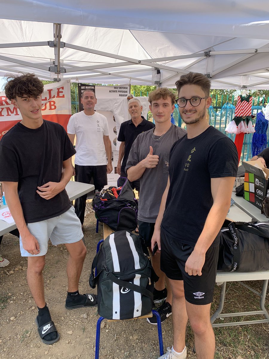 FAKVDF's tweet image. #aikivudao marseille 13-14 forum des associations #aikido