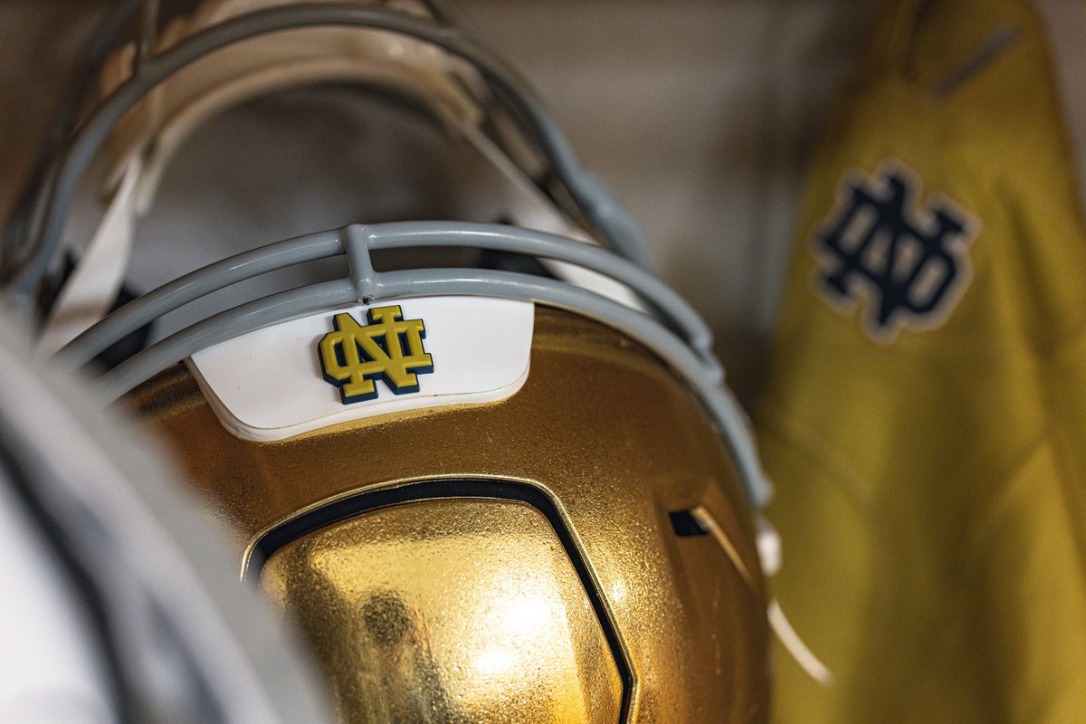 NDFootball's tweet photo. 🫡☘️

#GoIrish☘️ https://t.co/ktat5BeDjm