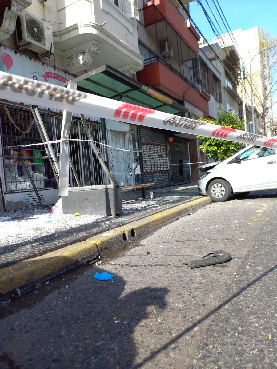 Accidente en Av Scalabrini Ortiz casi Av Corrientes. Mano sentido Av Santa Fe. #BuenosAires
