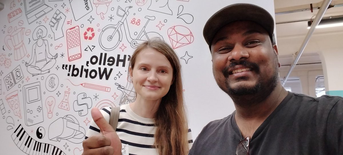 Met @TBotskina, founder of @mintycodedao, a #Decentralised #IP #Marketplace for #Software #Creators. 🕸️

#HelloWorld #Makers #Developers #Uncodebar #JavaScript #London #MintyCode #MintyCodeDAO