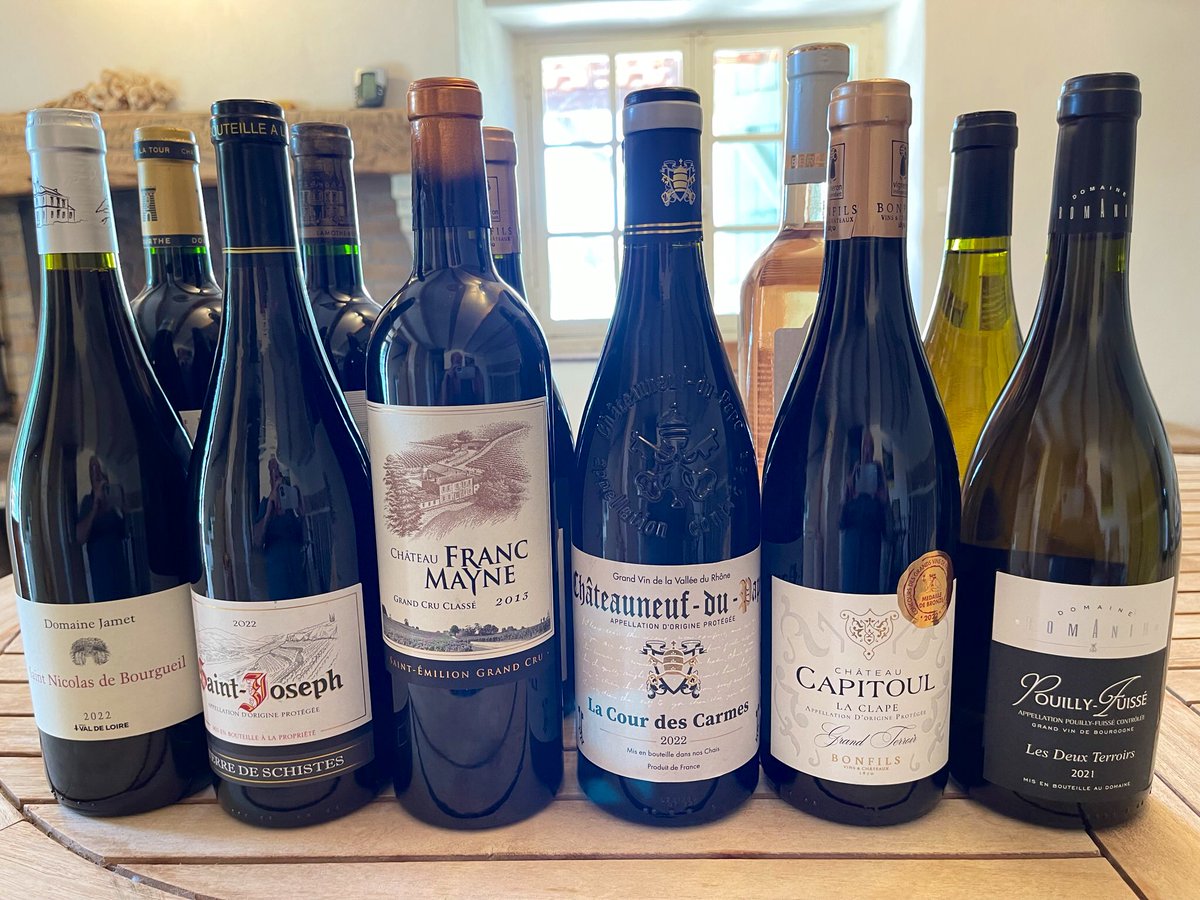 #OffToFrance #WineFestival #Intermarché
I’m a sucker for Wine Festivals!
Did some shopping at Intermarché and had no rest until I homed 12 btls!
Will I be able to taste them all before going home and/or eventually buy more?
@LamotheBergeron will be happy with a faithful customer!