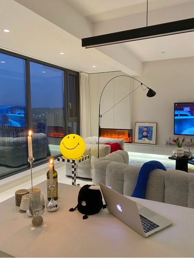 designdocument's tweet image. Very Cozy Living Room ☁️✨