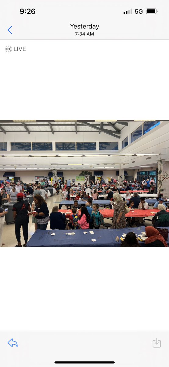 We had an amazing turnout at our annual Grandparent’s Breakfast with almost 500 in attendance!