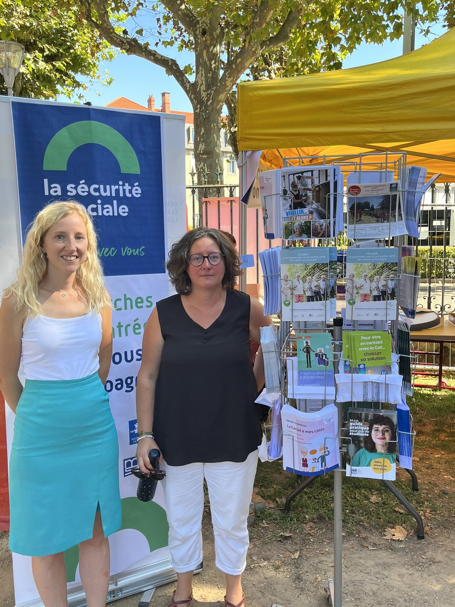 L’Arsept Auvergne et la #MsaAuvergne présentes au forum des associations ce jour. Venez les rencontrer…Merci à Nadege et Justine
