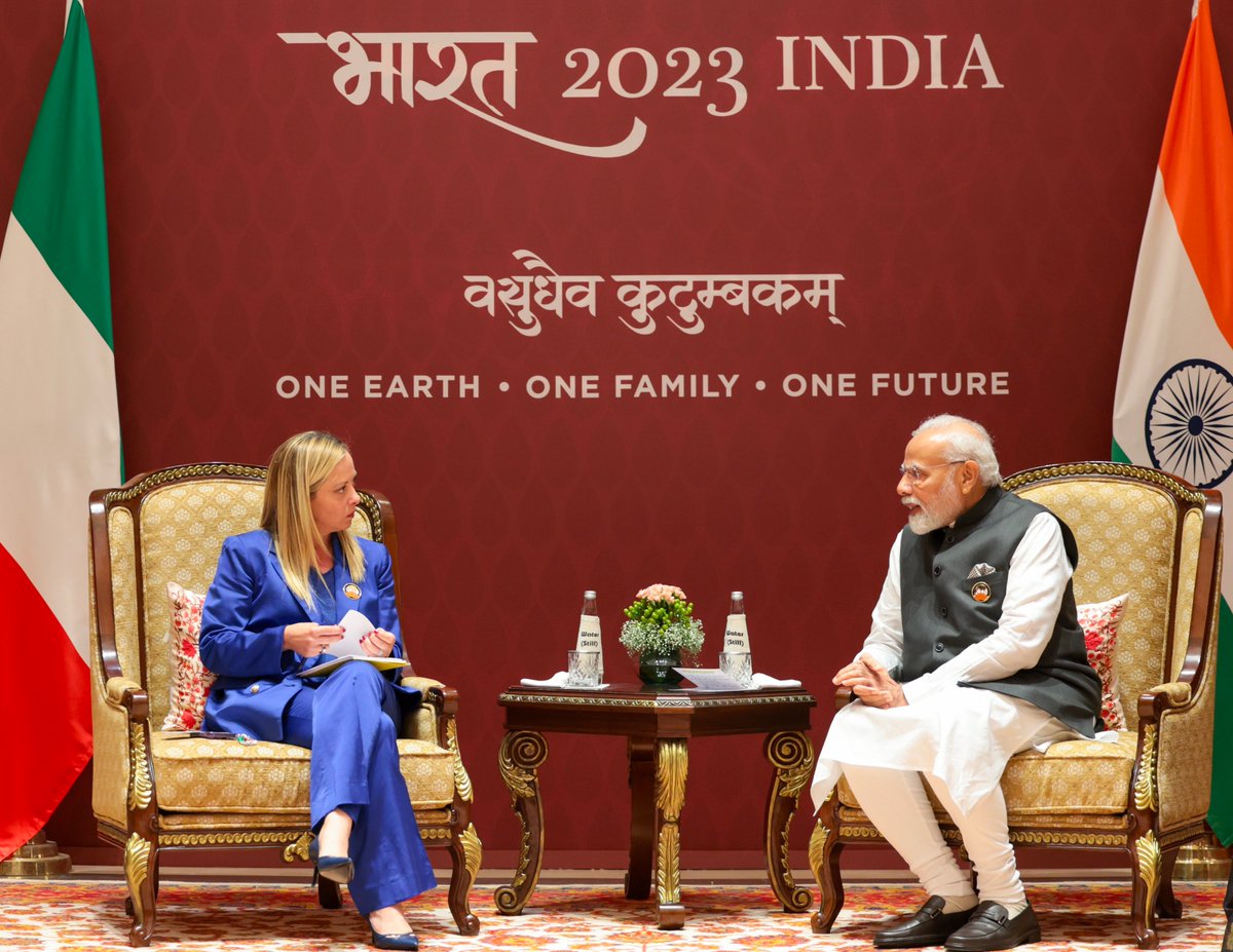 Narendra Modi tweet media