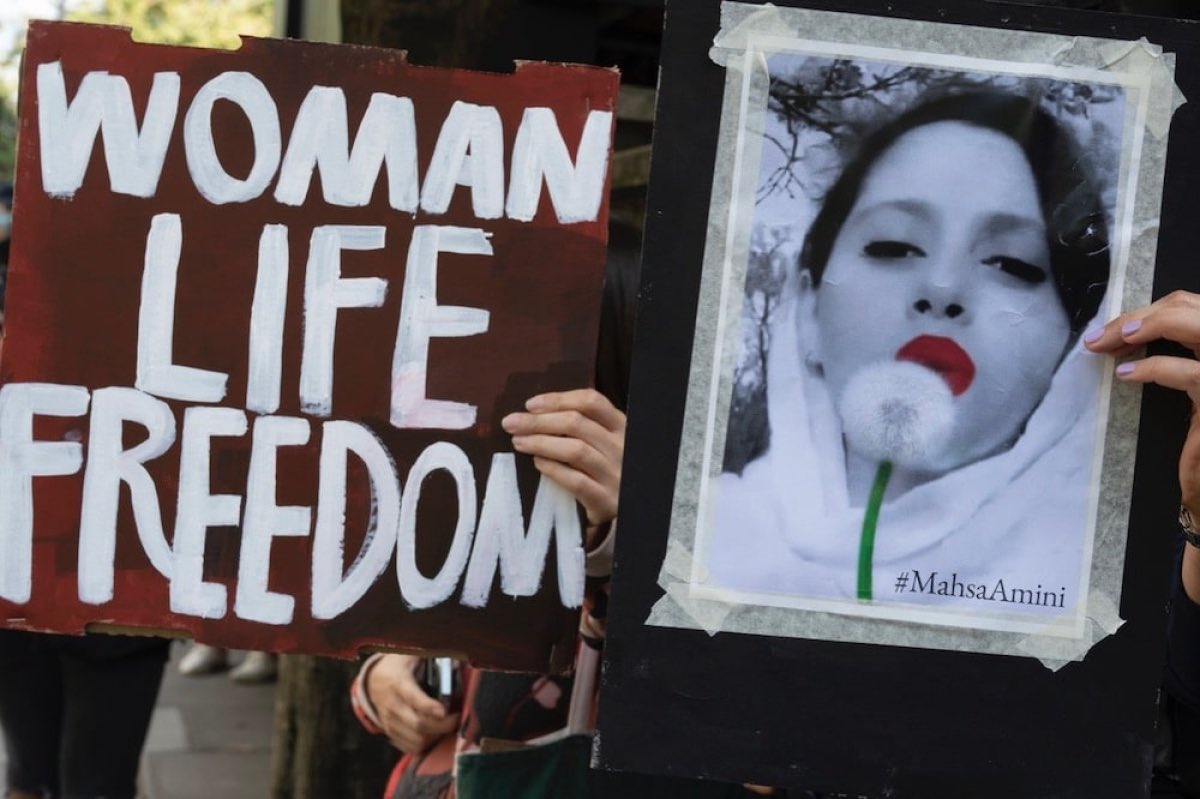 Out of Context-Iranian Revolution tweet media