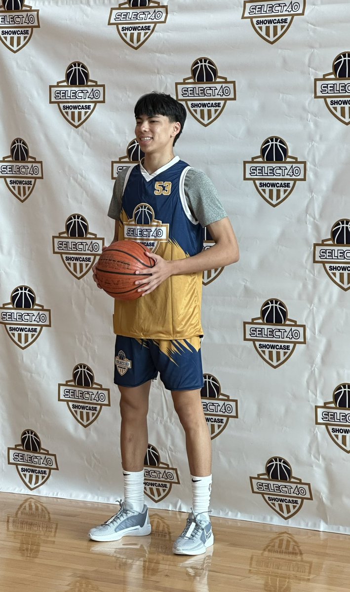 n2thannn's tweet photo. Excited for the next 2 days in the ATL. 

@EYASports_ @EyaHoops 
#select40showcase #eyasports https://t.co/1XqZDJ2iIB