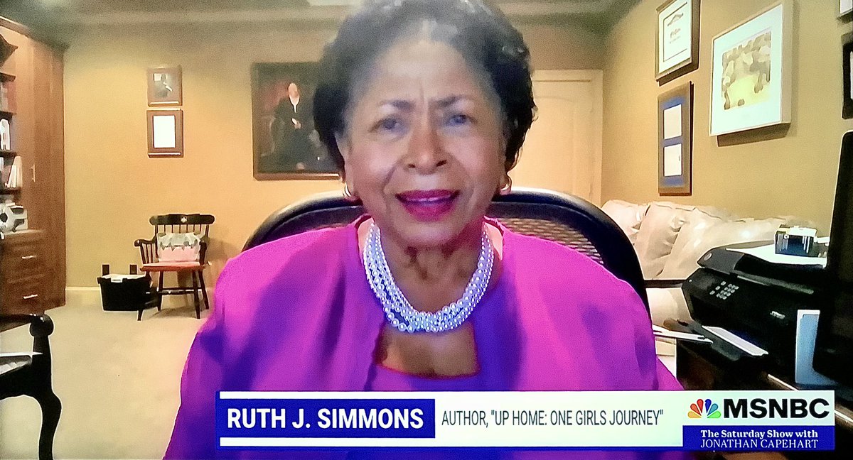 ratemyskyperoom's tweet photo. Good depth/breadth of experience. Nice chair/pillow. Portrait. Move printer. 9/10 #ruthjsimmons https://t.co/oRV1LLb9HB