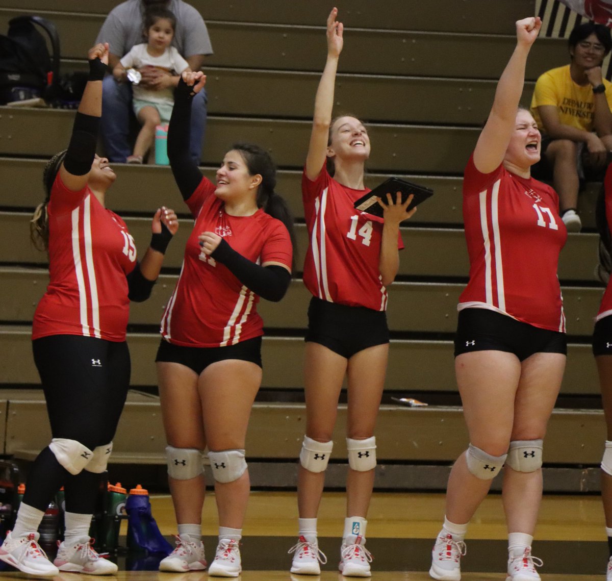 RHITvolleyball's tweet photo. Day 2️⃣ Loading…
❗️vs. Kalamazoo @2:30

🔗 https://t.co/BvoEGHhPqf

#GoRose #rhitvb https://t.co/QscjQz97Ru