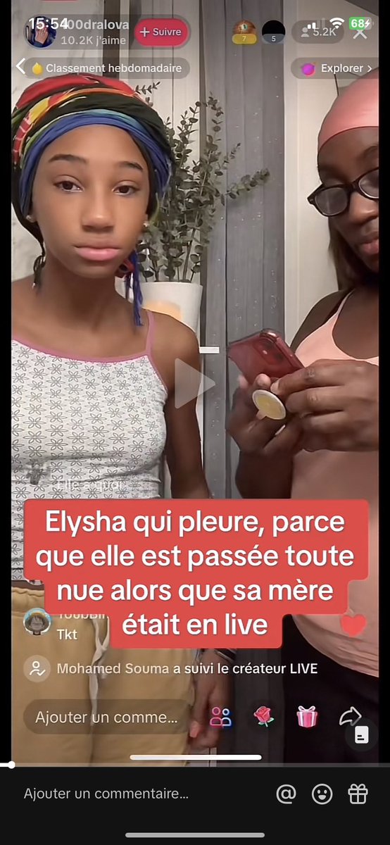 laurentxvb's tweet photo. La vie les gens la qui font tourner la vidéo du live  vous réfléchissez pas Lvie c’est une mineur 🤦‍♂️ #live #elysha https://t.co/EJSYo5uhX4