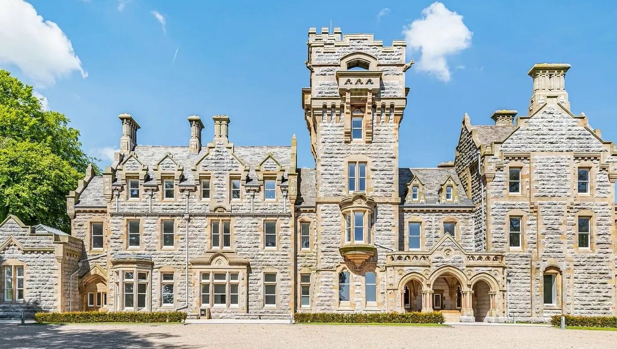 Fabulous Holiday Cottages tweet media