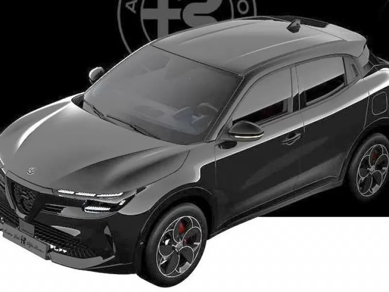 Alfa Romeo B-SUV 2024, leak clamoroso? Vettura svelata per sbaglio in anticipo auto.everyeye.it/notizie/alfa-r…