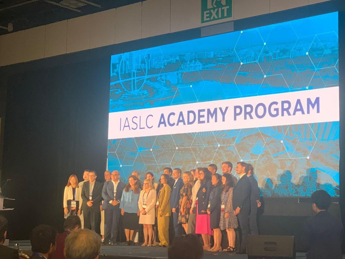 xako22's tweet photo. My first #WLCL23 and @IASLC Academy has been such an exciting experience; learning from faculty I have been admiring for many years, meeting new and old friends. @UPMCHillmanCC @PittHemeOnc @ChristianRolfo @RManochakian @HwakeleeMD @AnneTsao2 @danieltanmd @marinagarassino https://t.co/cpqPBRcD3k