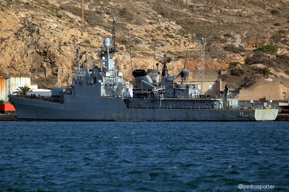 pedrospotter's tweet photo. #BuenasTardes #spotters #maritimos
#buqúe @Armada_esp
⚓#Patrullero⚓
#InfantaElena (P-76)
#Clase #Descubierta
#SomosLaArmada
Baja en #Marzo23 tras 43 años de servicio
⚓
@FORONAVAL @NavantiaOficial @PuertodeCtg
#ShipsInPics #shipsphotos
#shipspotting @FSupervielleB
@famdelmundo https://t.co/EuAdt5ssrN