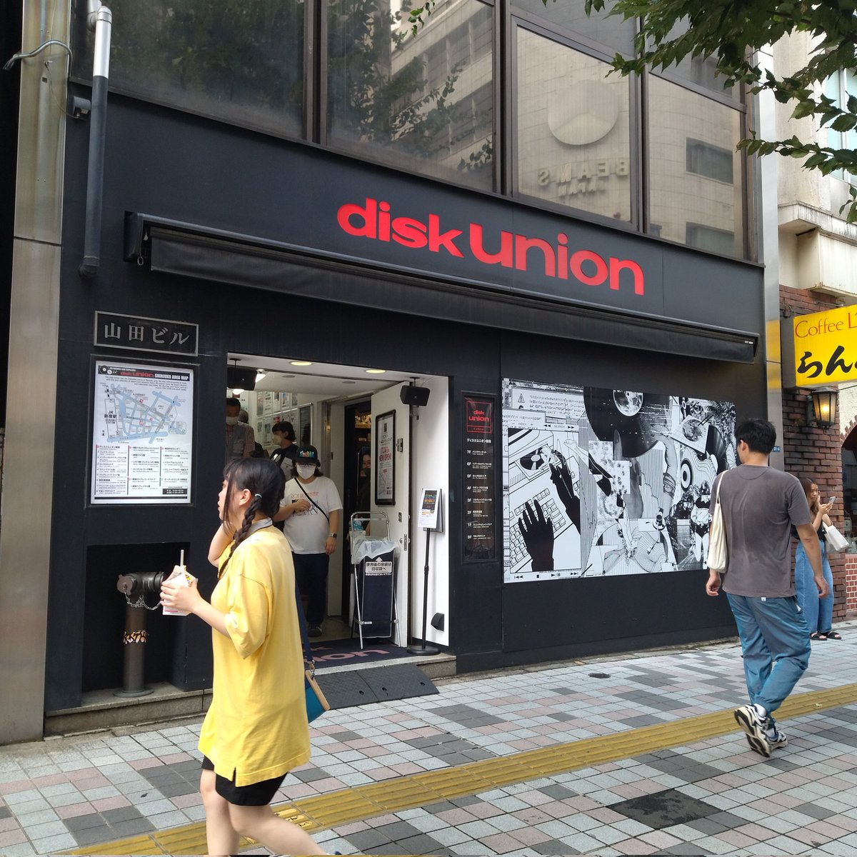 anonimasoundltd's tweet photo. ニューロニウムのミシェルハイゲンさんのトークショーに行ってきた。

#NEURONIUM
#SPAIN
#BARCELONA https://t.co/WzctwwghJP