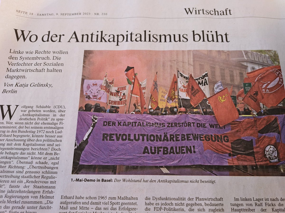 Eröffnungskonferenz des Ludwig-#Erhard-Forums in Berlin zum Thema "Quellen des deutschen Antikapitalismus - Neue Wege zu einem Versöhnungswunder mit der Marktwirtschaft". 1/2

H/t <a href="/GelinskyKatja/">Katja Gelinsky</a> für den Bericht in der heutigen <a href="/faznet/">Frankfurter Allgemeine</a>: zeitung.faz.net/faz/wirtschaft…