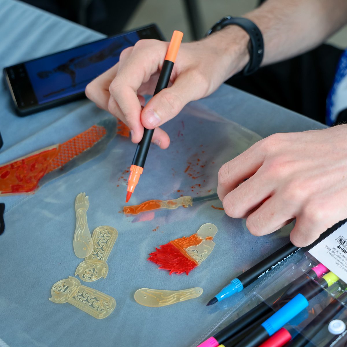 Hollyland 912 Brand Day We Connect Event - CULTURE
Chinese calligraphy✍ Mooncake Making🥮Shadow Puppet Crafting👥
🎁A wonderful trip full of Chinese cultural experiences!
Make more incredible moments with Holland.🤗 
📷Alberto_seghezzi
#hollyland #hollylandweconnect  #filmmaking