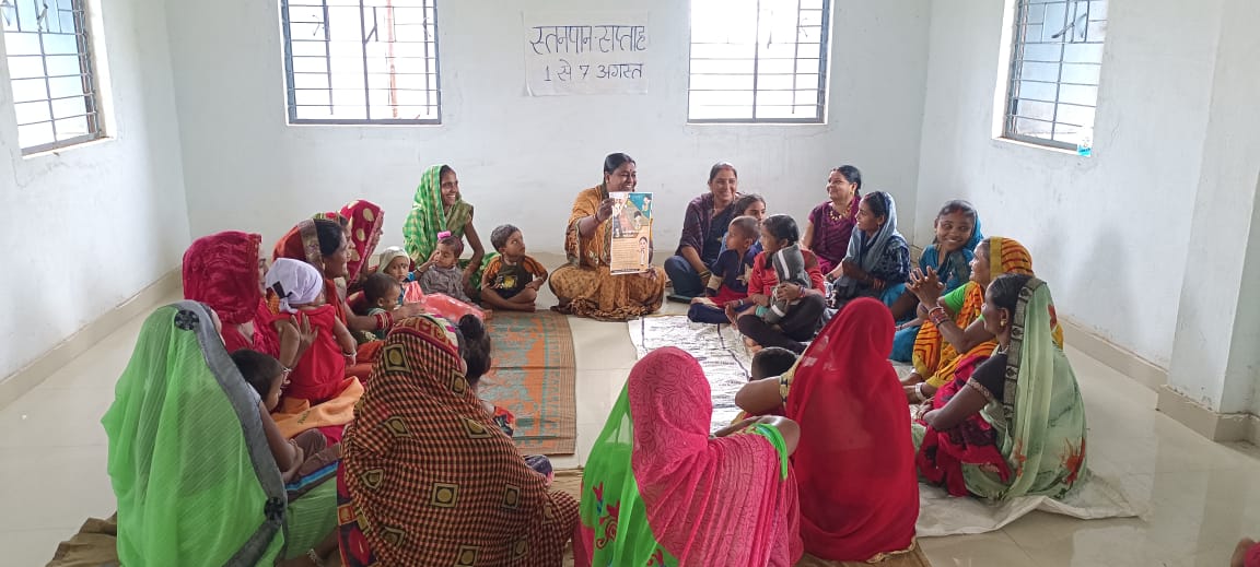 DPRChhattisgarh's tweet photo. 'पोट्ठ लईका अभियान' से 599 बच्चे सुपोषित

- बेमेतरा के 76 आंगनबाड़ी केंद्रों के 1114 बच्चों में से 599 बच्चे हुए कुपोषण मुक्त
- कुपोषित बच्चों को स्वस्थ बनाने में 'पोट्ठ लईका अभियान' का 23% योगदान
-  यूनिसेफ द्वारा आंगनबाड़ी कार्यकर्ताओं को दी गई ट्रेनिंग 

#CGModel @BemetaraDist https://t.co/HyJF5iiAyT