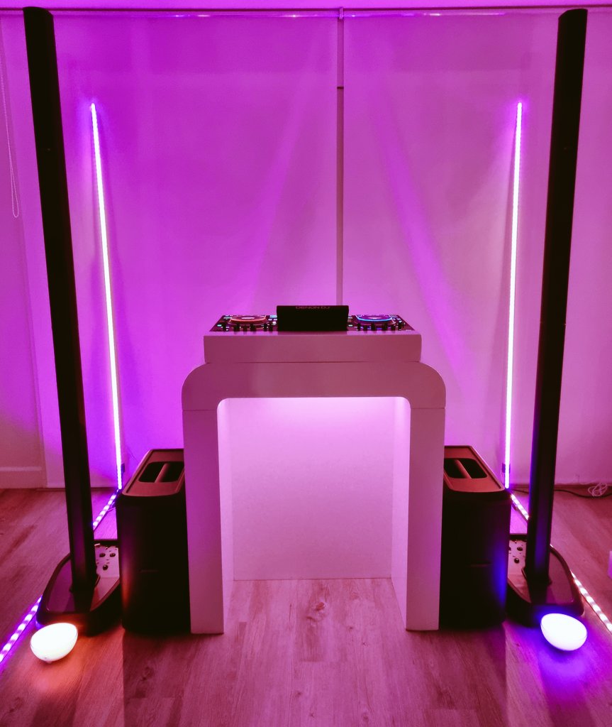 45 jaar DJ René Lust 1978-2023, we kjjken vooruit. Volledig nieuwe set Bose L1 Pro32, Bose sub1 &amp; Bose S1pro+
Top geluid en hue verlichting voor je feest. Iets te vieren? Samen maken we een leuk feest
#Bose #DJ #L1pro32 #Sub1 #45jaar #Hue #Danceclassics  #thebeatgoeson  #S1pro+