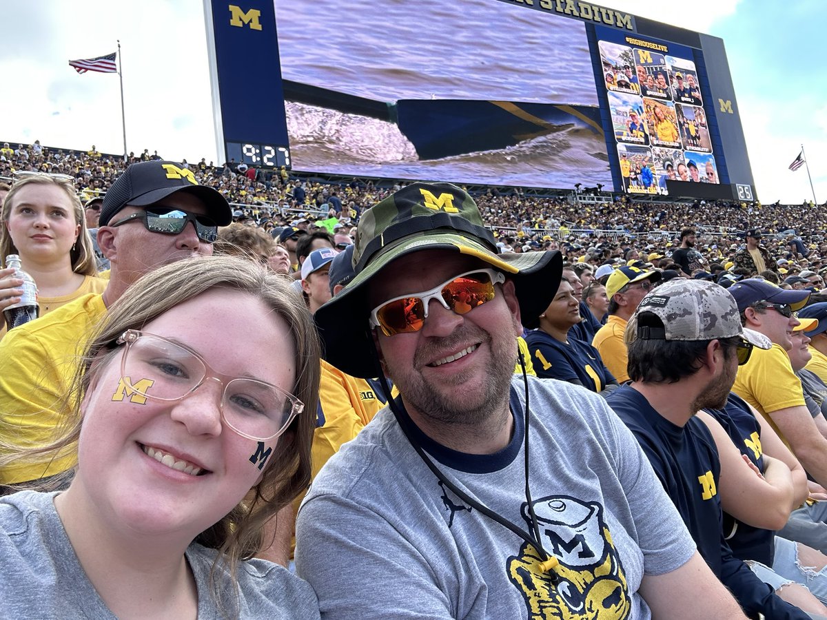 Me and my daughter spending some quality time.  #goblue #bighouselive