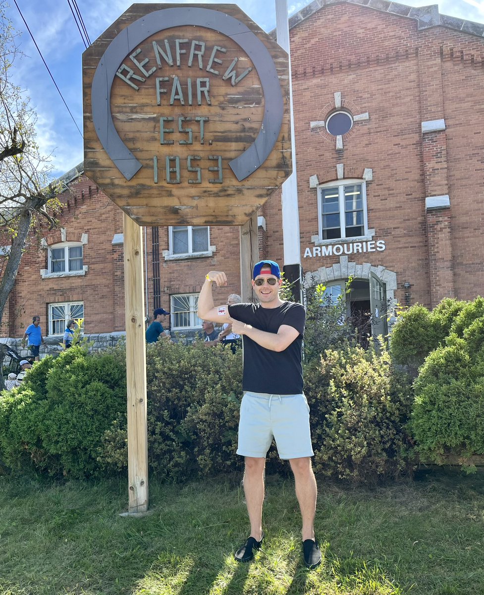 KyleBlohm's tweet photo. Renfrew Fair 🎡 w/my cousin @Weslnn8 !! 

Shout out @B1Patch for the @HeziAlmighty @BIG3_Trilogy hook up. 

You can get your own at https://t.co/bLgZlEOH1E. Use code “Hezi4” at checkout for a discount #RoninCreator #TriballyCreator #TrilogyOwner #buyb1 https://t.co/KexHLLb5R4