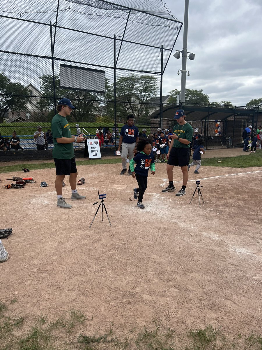 Awesome day with <a href="/TigersCommunity/">Detroit Tigers Community Impact</a> thank you for having us!

#REPthe313
#Detroit 
#Tigers