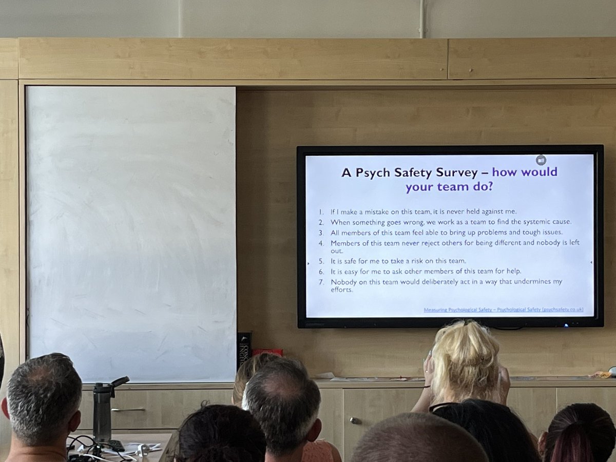 CLVCooper's tweet image. 1st #rED23 didn’t disappoint! blown away by @jo_facer who was a delight to listen to, as well as @Mr_Crome whose talk on the importance of teams really pulled together some of the things I’ve been trying to nurture in my own #TeamPD As Arnie says… I’ll be back