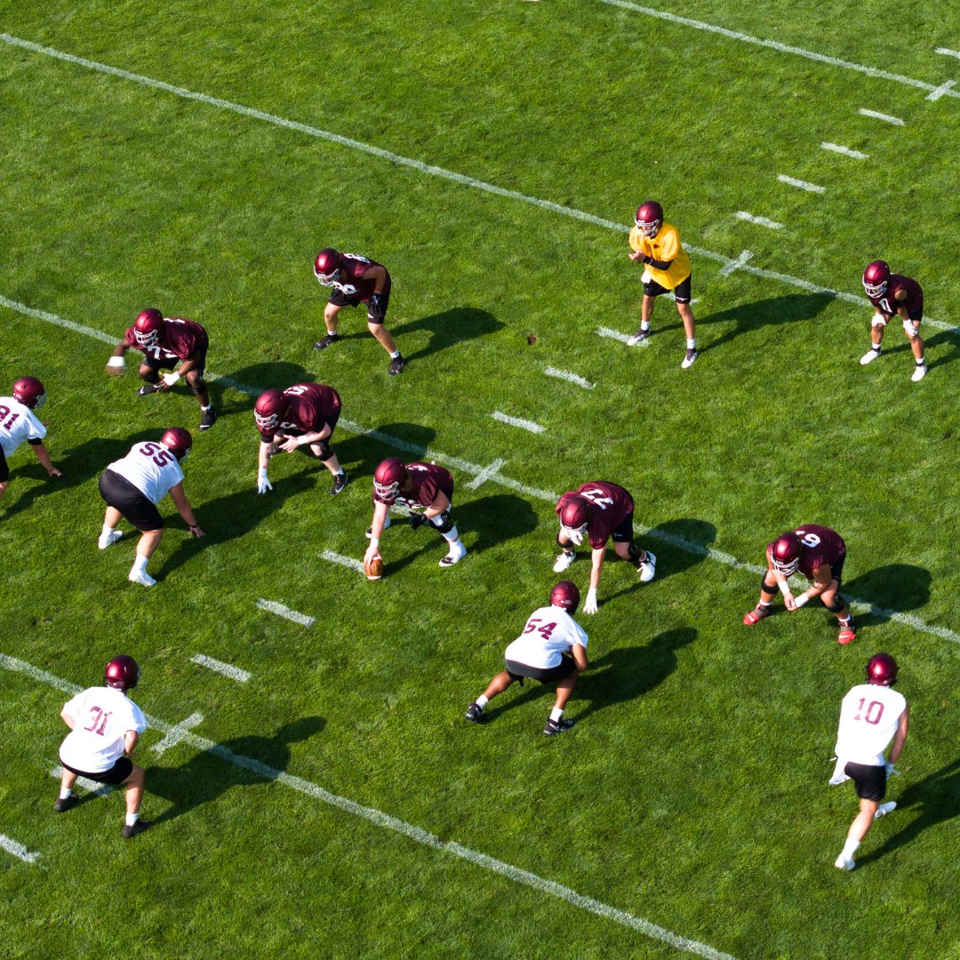 Calvin_Uni's tweet photo. We hope to see you at the Maroon and Gold Scrimmage during Homecoming &amp; Family weekend on Saturday, September 30! ❤️💛🏈

Learn more and register for the official tailgate at https://t.co/yGIWsI5Dz1. #GoCalvin
@CalvinKnights @CalvinKnightsFB https://t.co/R89F6oRvMB