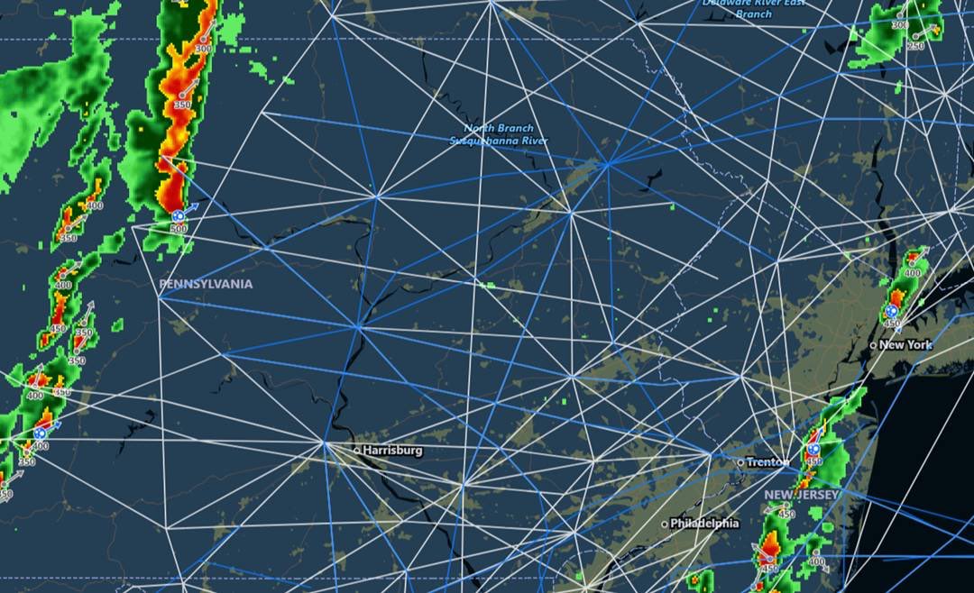 FAANews's tweet photo. The FAA is slowing traffic to airports in NYC, DC, NC and along the East Coast due to thunderstorms moving in. Where possible, we are routing aircraft around the storms and using escape routes fly. Check your airports status at https://t.co/smgdqJN3td. #WeatherSquad https://t.co/Yfg1Xqe2sy