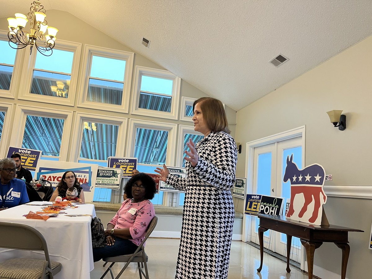 pohlforvirginia's tweet photo. #TeamPohl attended another canvass launch with Dot Heffron, @MckenzieVA_12, @Jess4Supervisor, & @TraciF! Then we headed to a meet and greet for folks in Midlothian, including @hughes4cor, @mark4midlo, @DrLauranett, Laura Thompson, @bzraychouni, @millerpitts4va, & @SenatorHashmi! https://t.co/hwANLjYDav
