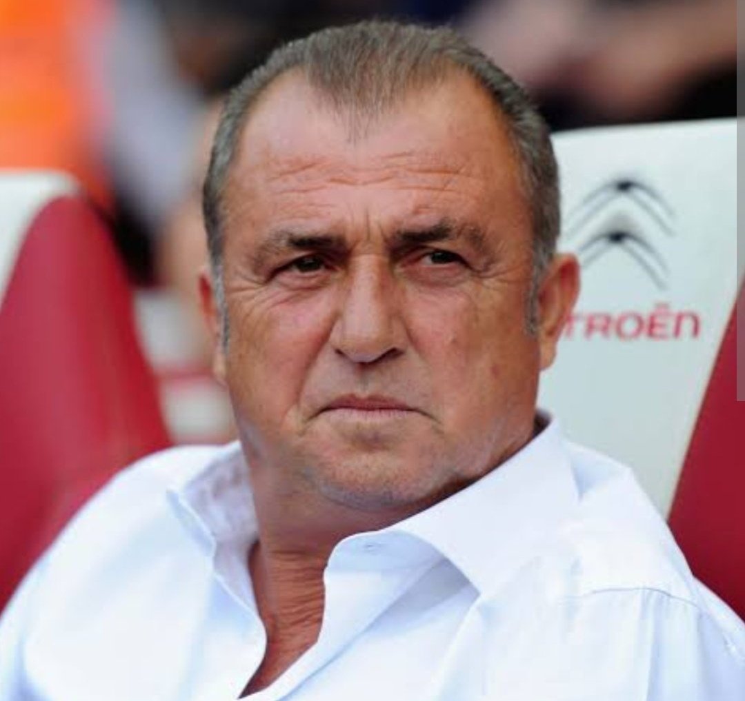 fatih terim'in teknik direktörlük kariyerini yaşayan bizler çok şanslıyız.  hoca gündem olunca şöyle neler yaşattı diye baktım da. 93'te ümit milli takımı akdeniz şampiyonu yapıyor. 96'da a milli takımı avrupa şampiyonasına götürüyor. bu devrim demek ya.. 96'da bize hoca oluyor..